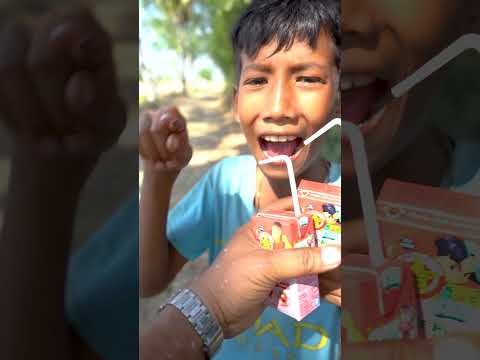 Outdoorfood SIMPLE and USEFUL So Kind People Share Milk In Forest #survival #camping #outdoor