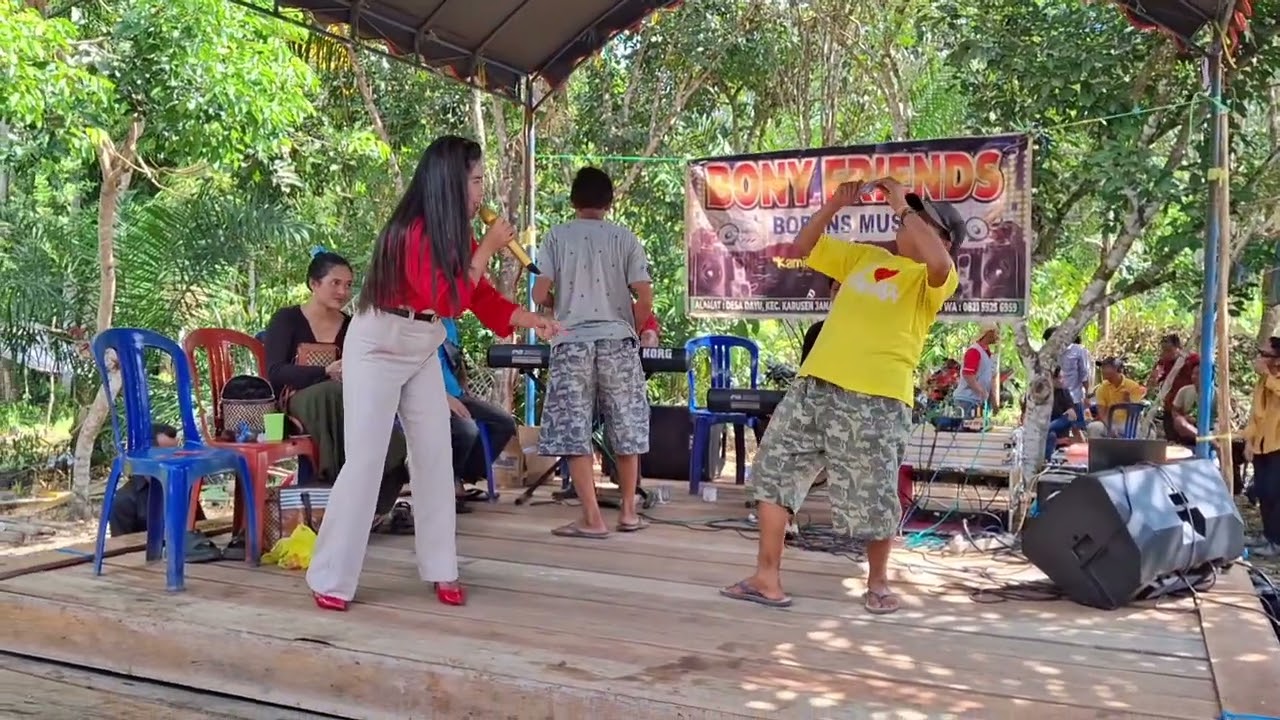 Karamak Darau versi Barito Timur Miss Tupet dan Gadis