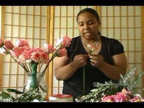 How to make your own wedding flowers