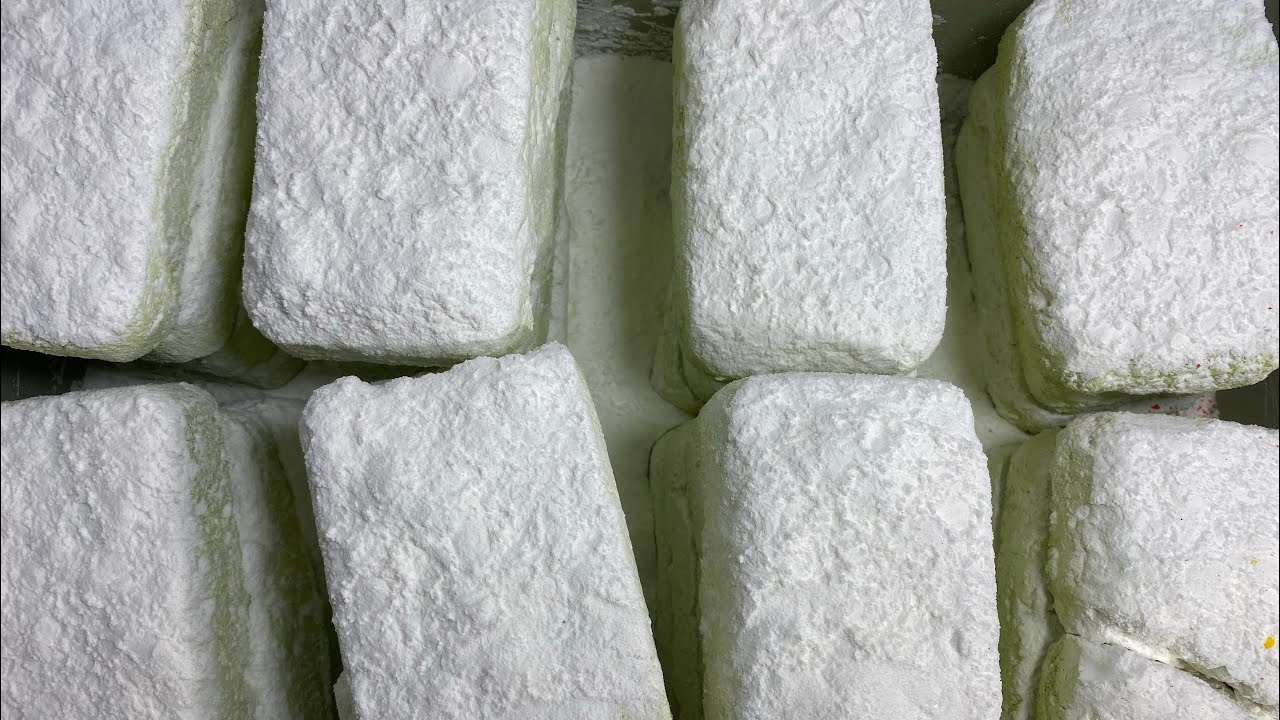 WELCOME APRIL, BE NICE ~ REFORMED GYMCHALK WITH CS POWDER ~ ASMR ~ ODDLY SATISFYING ~ ANXIETY RELIEF