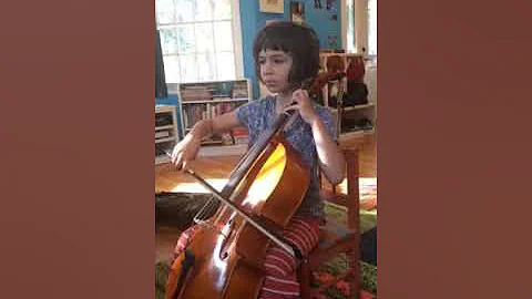 Samantha Michaud, cello