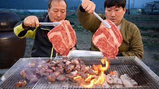 Charcoal grilled HANWOO Korean beef rib eye - Mukbang eating show