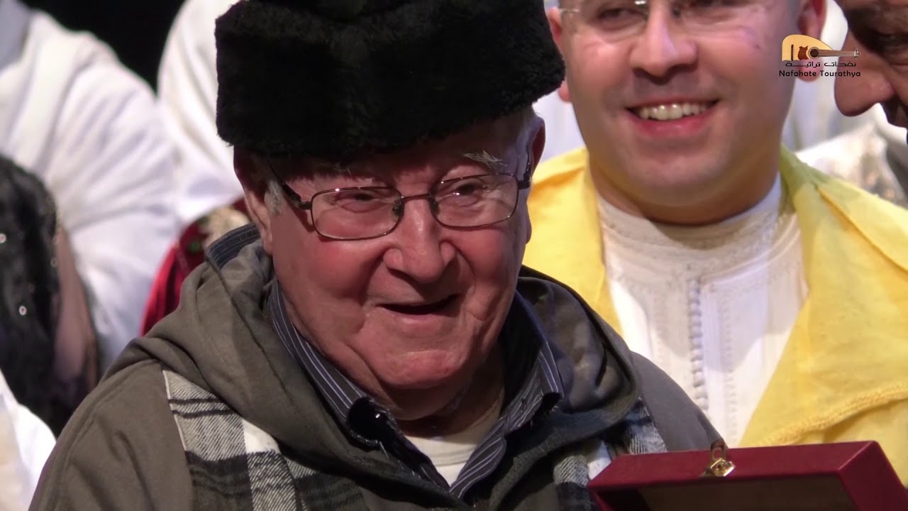 لحظات تكريم جمعية نفحات تراثية للحاج احمد بيرو والفنانة بهاء الروندة والفنان سعيد بلقاضي