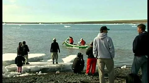 04 11 TAMAPTA Oceans Day celebration in Ulukhaktok 2004