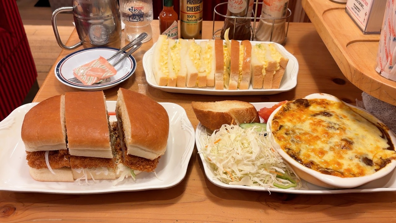 Don't Order Too Much at this Cafe in Japan: Komeda's Coffee