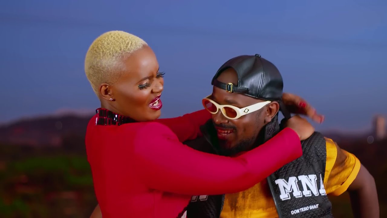 Omega 256 x Ykee Benda   Hallo Official Video