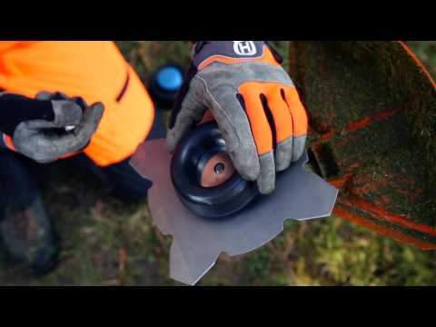 Video: Husqvarna-128R gastrimmer för gräsmattor