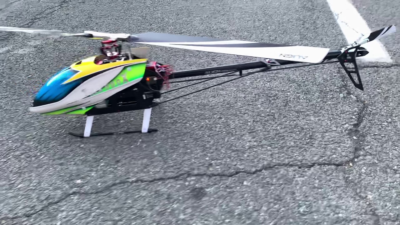 Maiden Flight Trex 500X