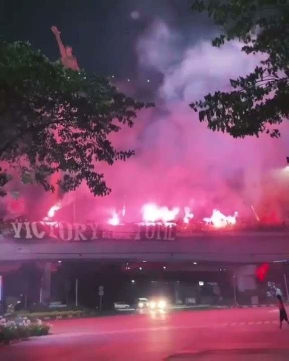 EUFORIA SUPORTER PERSIJA USAI JADI JUARA PIALA MENPORA 2021 #PERSIJA #THEJAKMANIA #JAKARTA