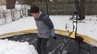 TRAMPOLINE VS SNOW!!!!