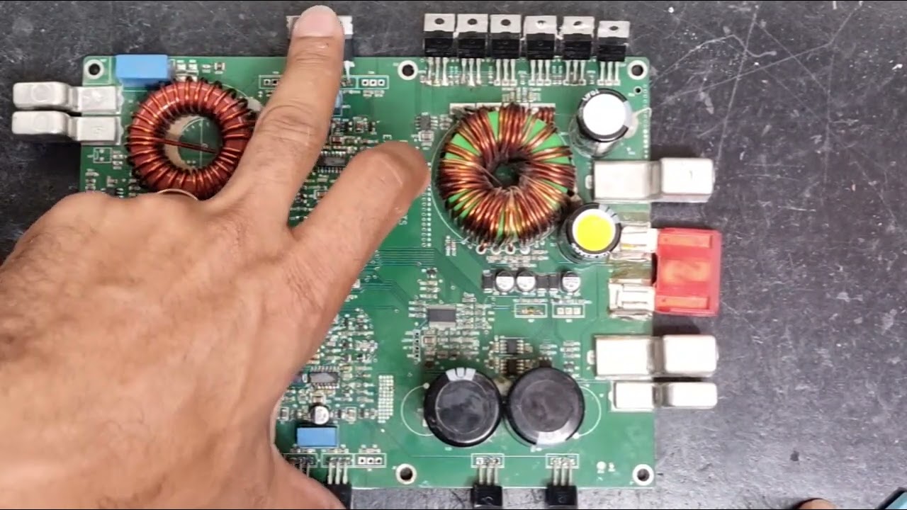 BANDA AUDIOPARTS EXPERT D 1601 アンプ 本体