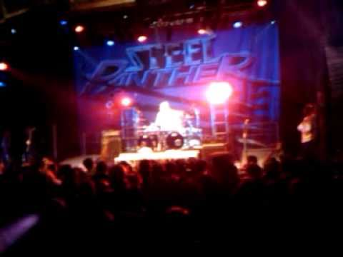 Steel Panther - Satchel Guitar Solo - New Years Eve - 12-31-10