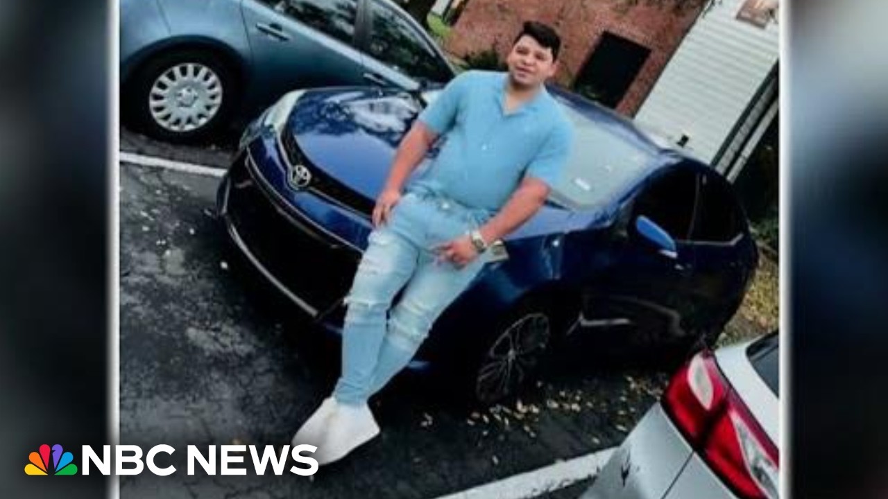 ICE officer shoots delivery driver in Texas ICE officer shoots delivery driver in Texas