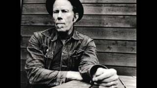 Tom Waits -  Russian Dance chords