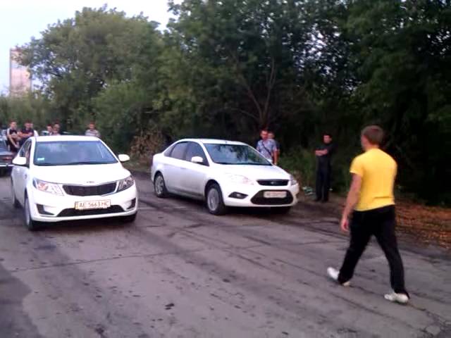Kia Rio 1.4 vs Ford Focus 1.6