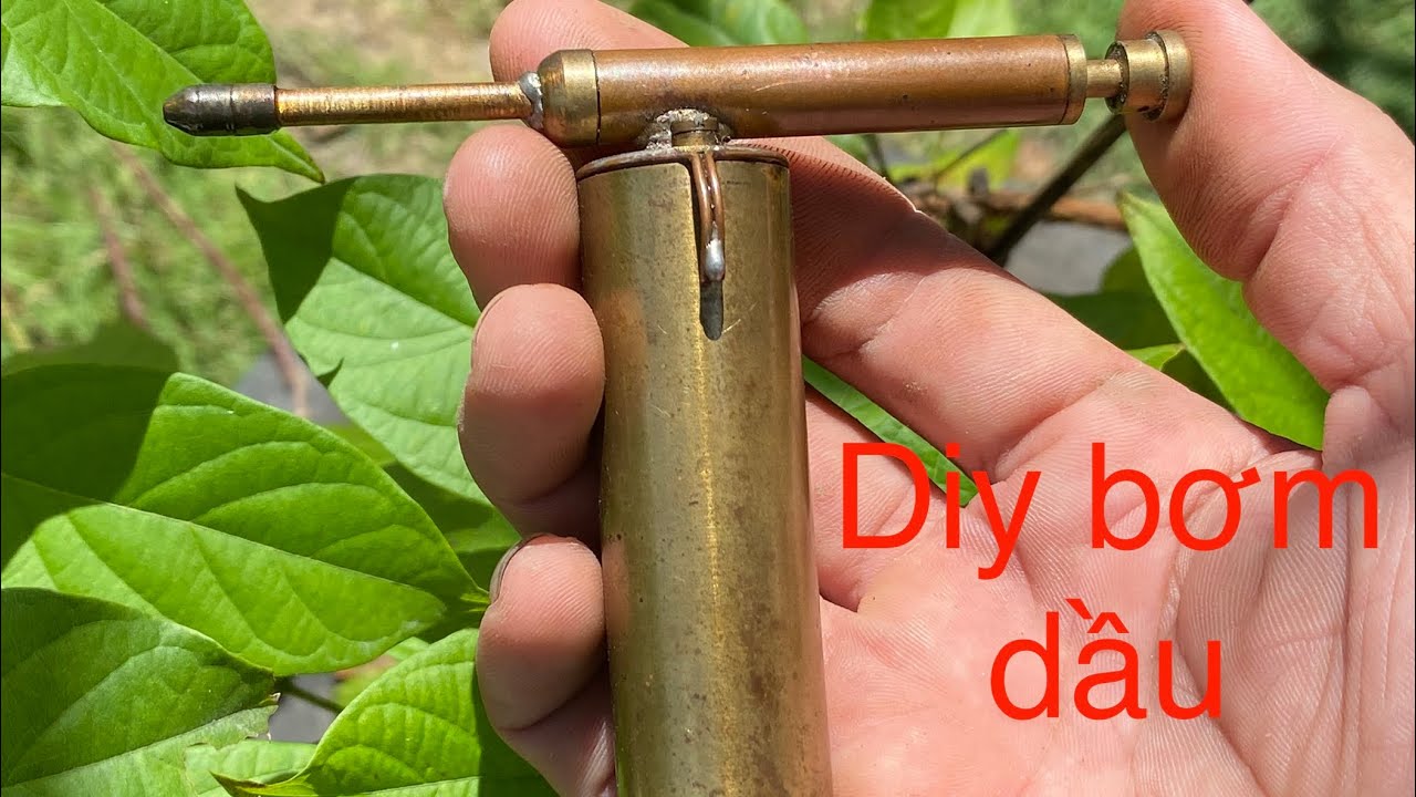 Chế tạo bình bơm máy | DIY Hand Held Oil Pump | Anh Lee_Khám Phá Sáng Tạo