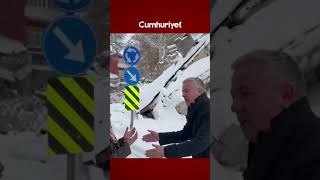 Kahramanmaraşta Büyük Deprem Enkazın Başında Feryat Etti, Yurttaşlardan Yardım Istedi