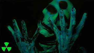 WEDNESDAY 13 - Devil Inside (OFFICIAL MUSIC VIDEO)