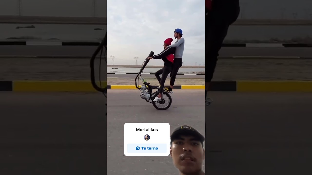 Cuando agarran la moto sin aun terminarla 