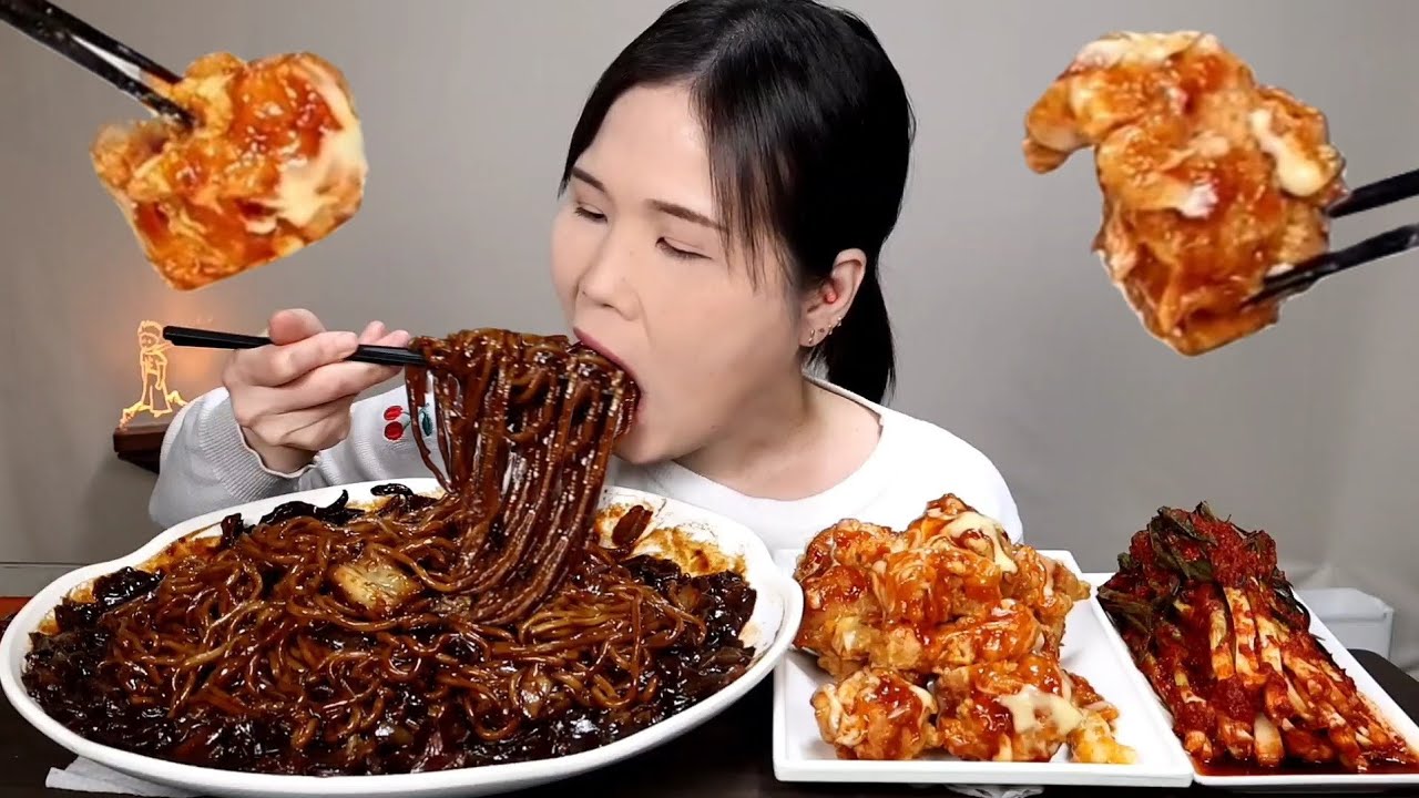 Чачжанмён, курица, кимчи, острое, мукбанг.