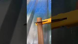 A carpenter never broke a roof tile again after using #USAConstruction #SmartSolution #BrilliantIdea