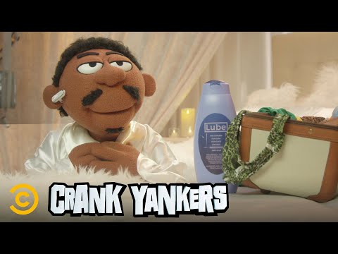 tracy-morgan-prank-calls-a-hotel-as-spoonie-luv---crank-yankers-(new)