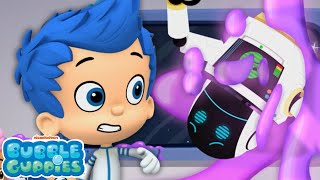 Clumsy Space Robot RUINS Back to School Day! 🤖 | Bubble Guppies screenshot 4