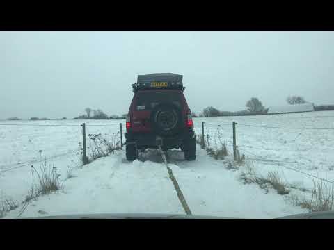 Video: I Utah Boede En Kvinde En Uge I En Bil, Der Sad Fast I Sneen - Alternativ Visning