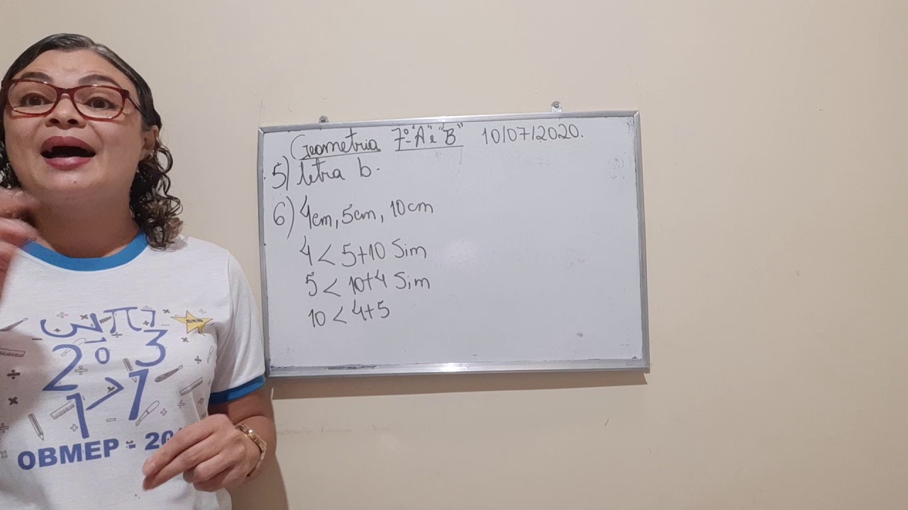 Em Uma Aula De Geometria Caio Realizou
