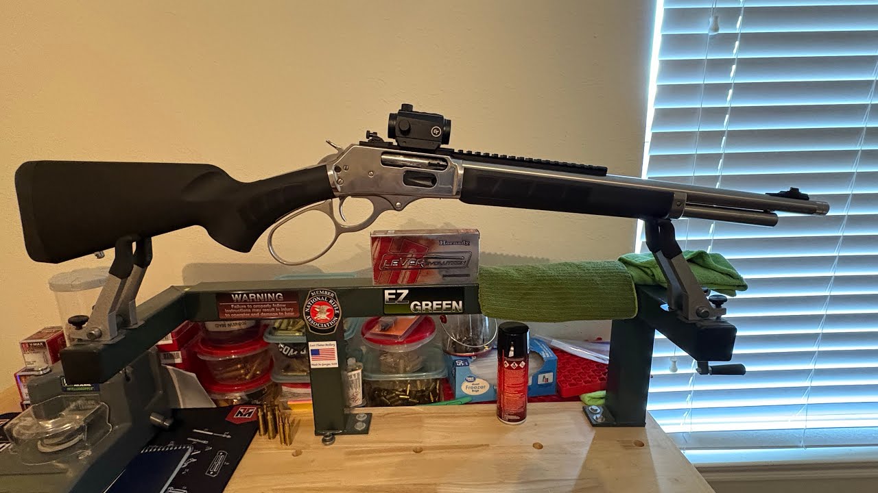 Модель Rossi R95 45-70 из нержавеющей стали.