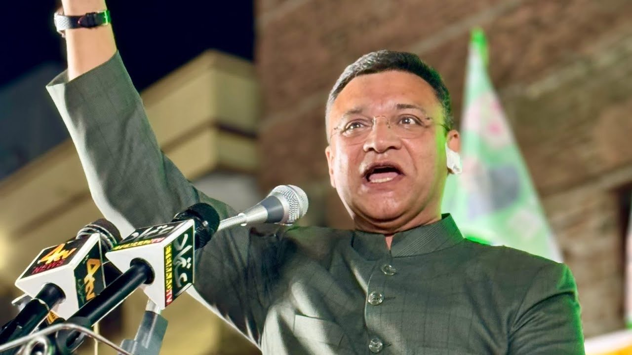main-police-se-nahi-darta-giraftaar-karna-hai-karlo-tumne-mujhe