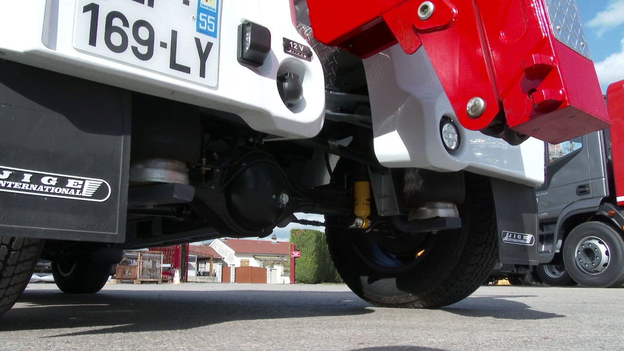 LIGHT CITY ISUZU D-MAX JIGE INTERNATIONAL