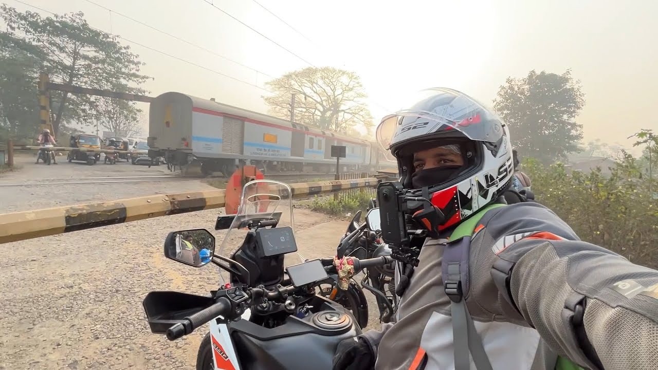 Mumbai to Shrivardhan Beach via Agardanda Dighi Ferry | Maharashtra Weekend Ride | KTM 390 Adv S