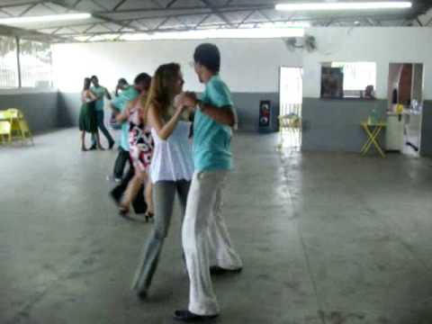 DANANDO BOLERO COM ALESSANDRA OLIVEIRA E MARCIO RO...