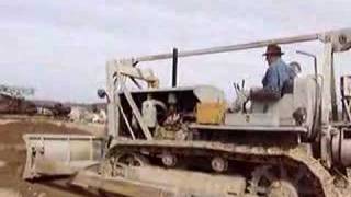 Caterpillar D8 8R (1943) working