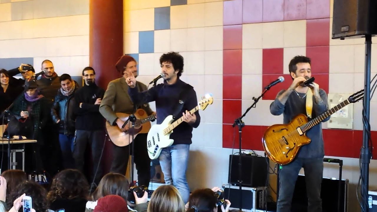 Fabi Silvestri  Gazzè Stazione Metro Anagnina (ROMA)/2014