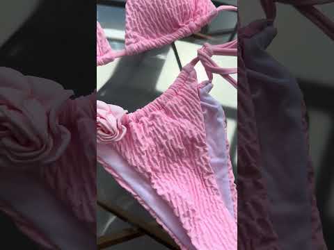 Роздільний жіночий купальник жатка з об'ємними квітами BLOSSOM рожевий, видео 2