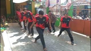 Lomba Estafet Kardus