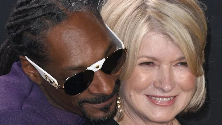 The Truth About Snoop Dogg's Relationship With Mar...