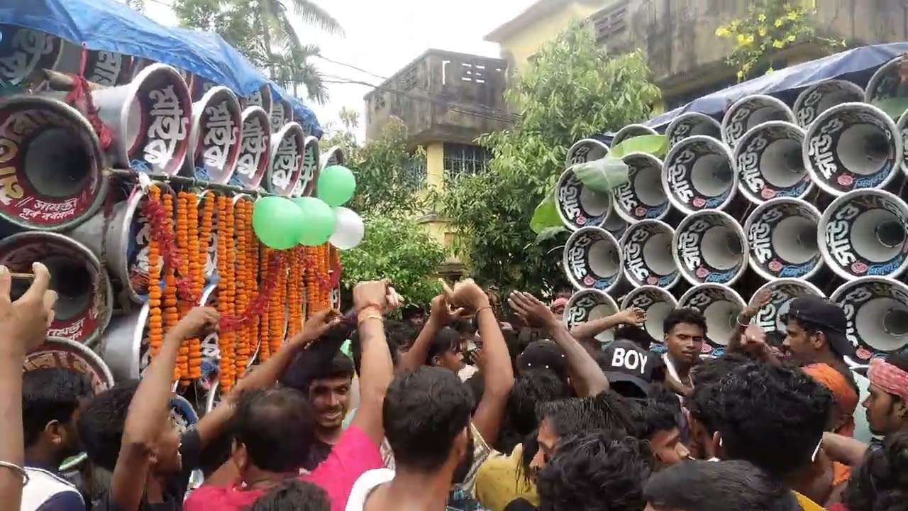 মা তারা মাইক 😈 নতুন ১৫ ইঞ্চি ৩০ 4k দিয়ে বাজাচ্ছে ভয়ঙ্কর পেসার 👉আর সাউন্ড কিং 👑 3k  দিয়ে বাজাচ্ছে 