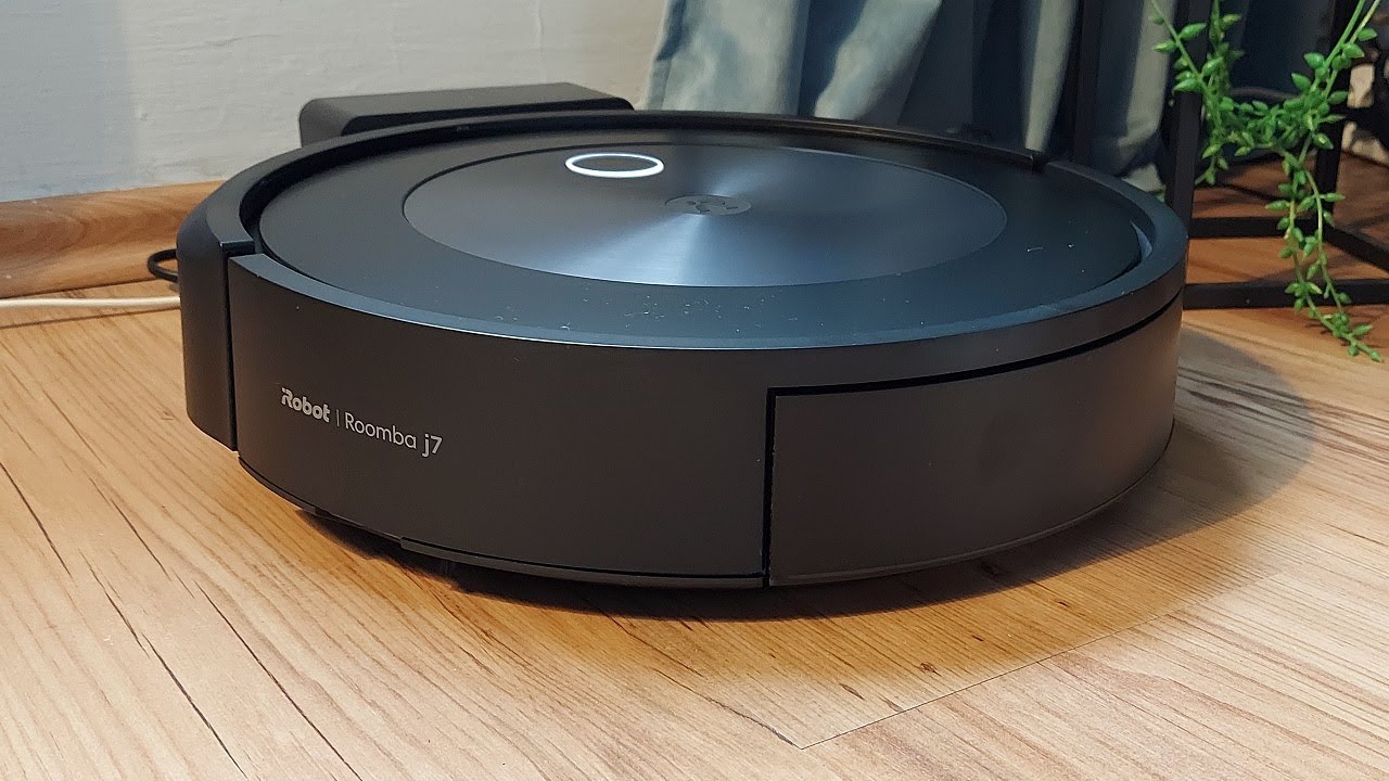 iRobot Roomba j7 