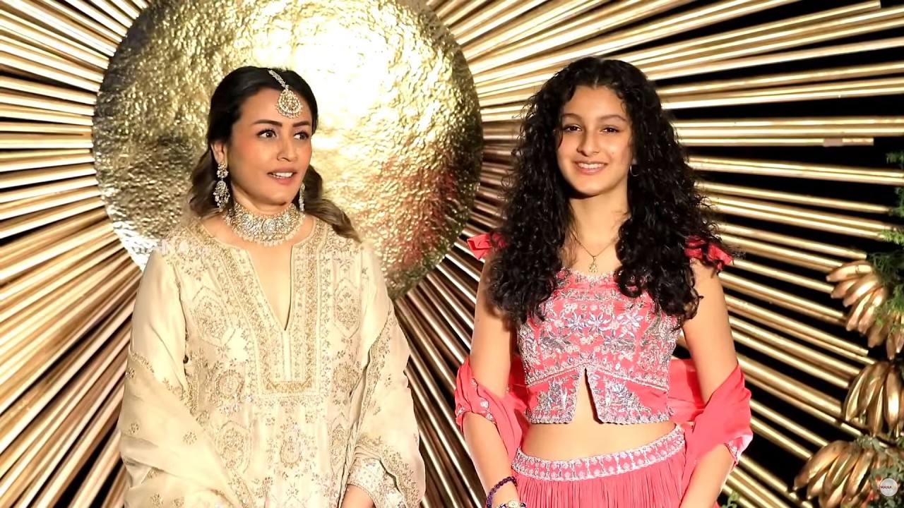 Mahesh Babu Wife Namrata & Daughter Sitara Visuals | Vijay Deverakonda & Rashmika Wedding Reception