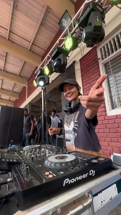 Cheering girls were asking abt this BPM😁 #dj #djremix #remix #edms #djremixes #djmix #remixers