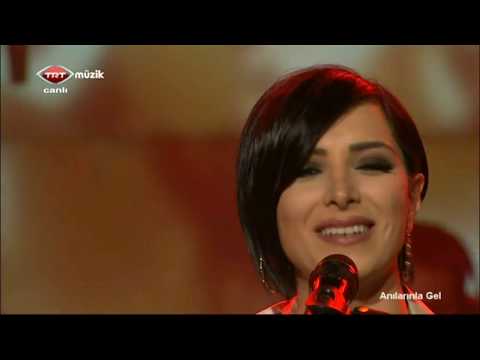 Özlem Özdil - Hoy Nani (Canlı Performans)