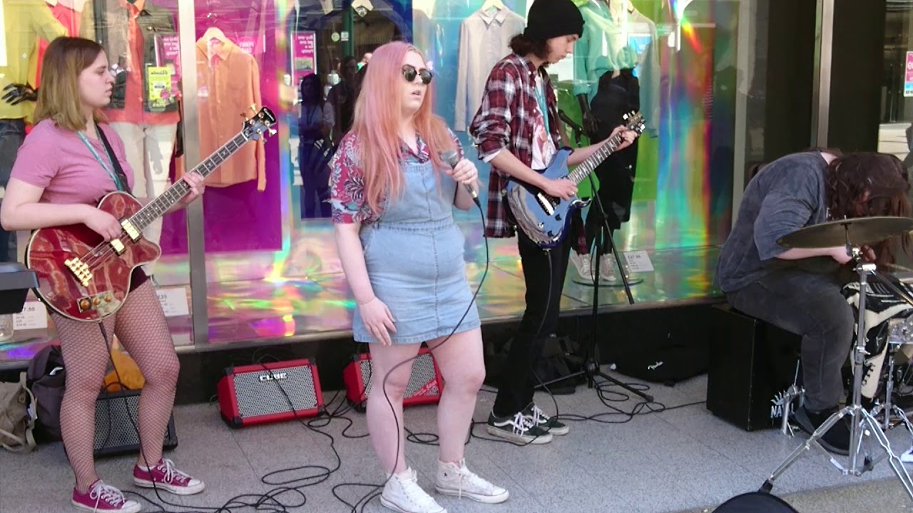 Keeva's band Busking