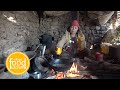 himalayan people cooking style || village food kitchen || lajimbudha ||