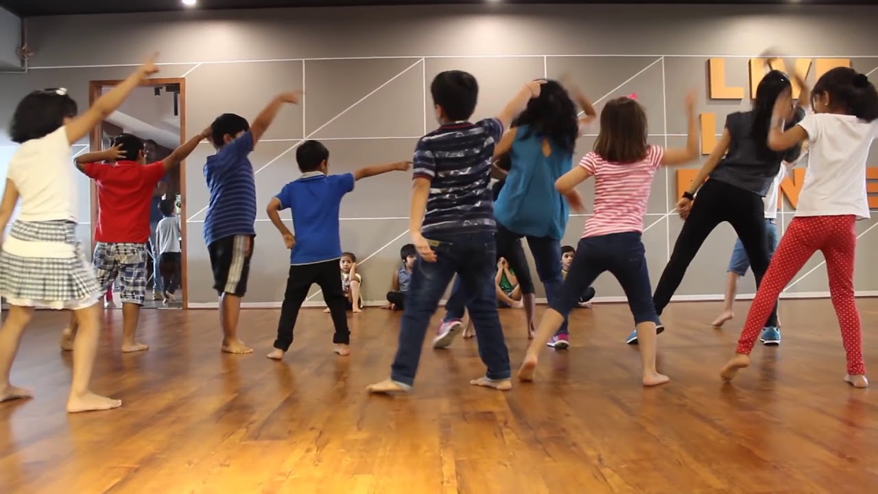 AAJ KI PARTY/ KIDS ENERGETIC DANCE/ CUTE KIDS DANCE/ SALMAN KHAN/