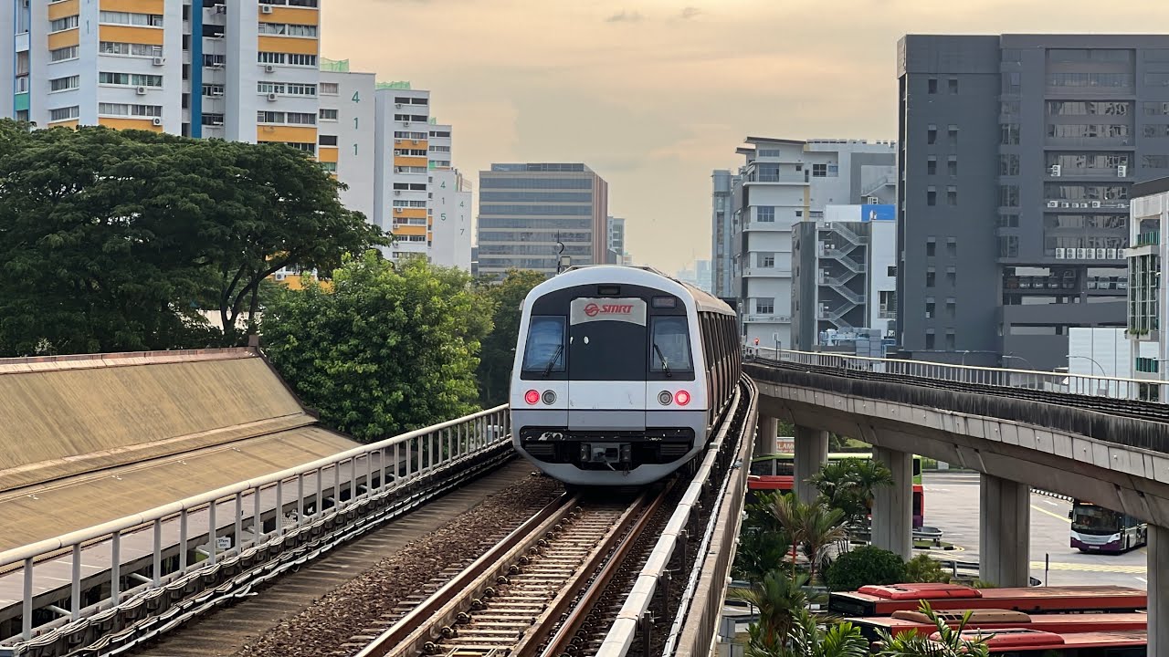 [Retired ; Last Day][SMRT] KNS C751B ~ 317/318 ~ Departing Eunos - YouTube