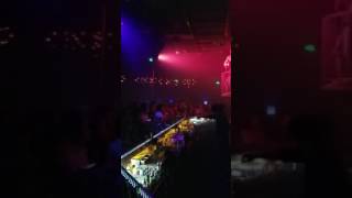 Club bartenders show clubbing early am lan kwai fong bar street
chengdu prc 2016