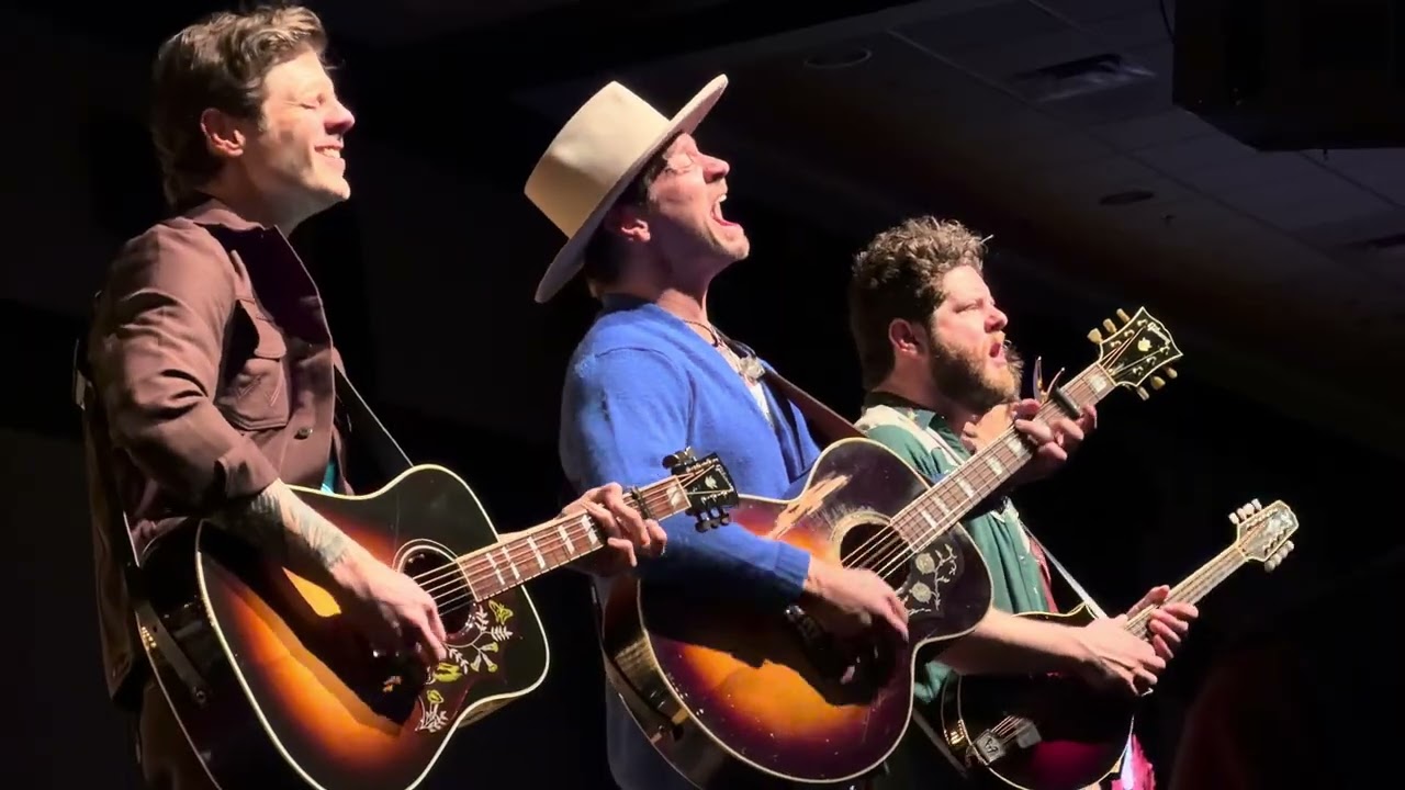 NEEDTOBREATHE: Wasteland (Acapella) - Live (Treasure Island Casino